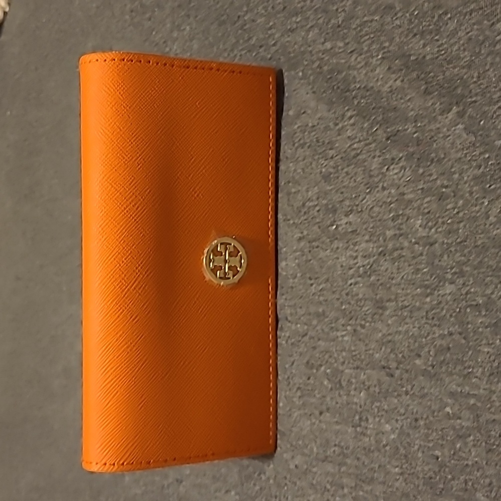Tory Burch glasses case